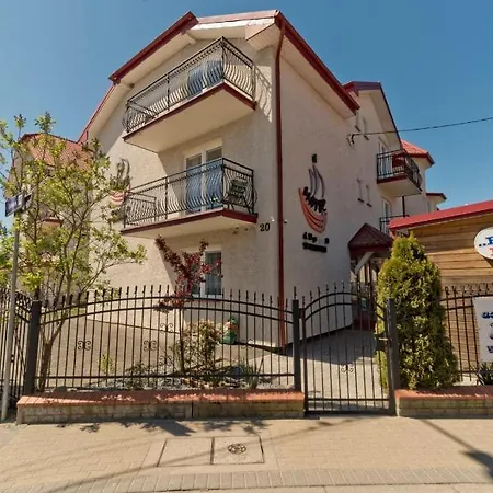 Δωμάτια σε οικογενειακή κατοικία Goscinne Matiz